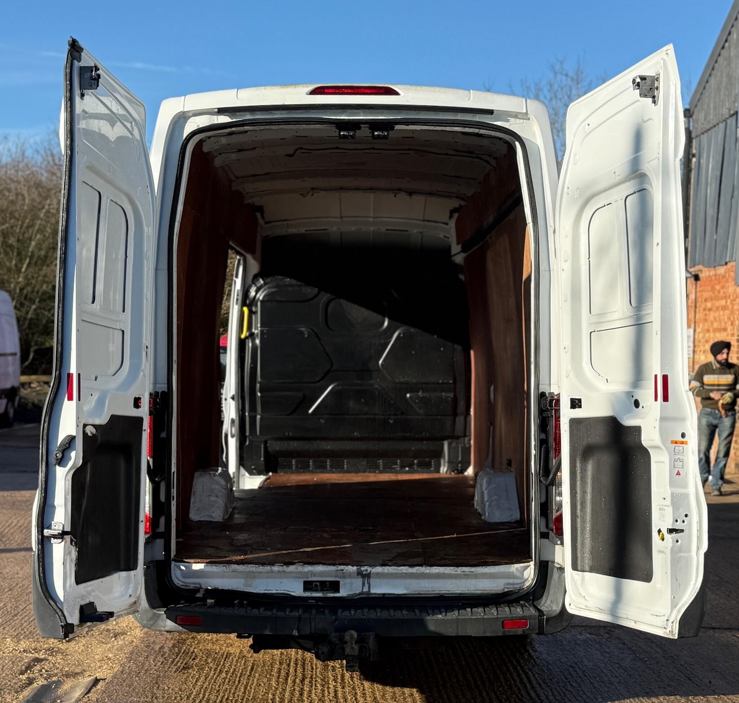 Used Ford Transit 2015 for sale - 77283130: Photo 15