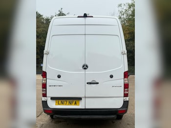 Used Mercedes-Benz Sprinter 2017 for sale - 76232324: Photo