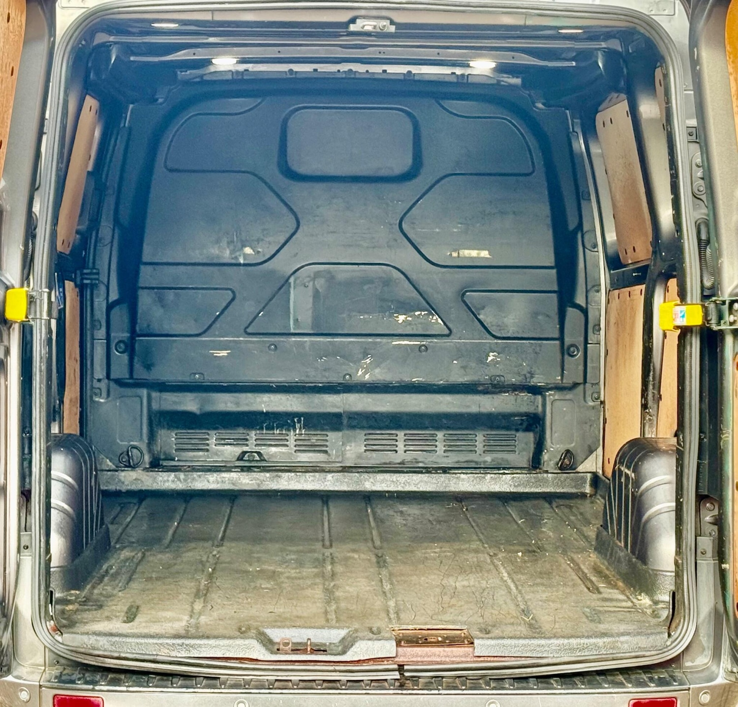 Used Ford Transit Custom 2020 for sale - 77616969: Photo 16