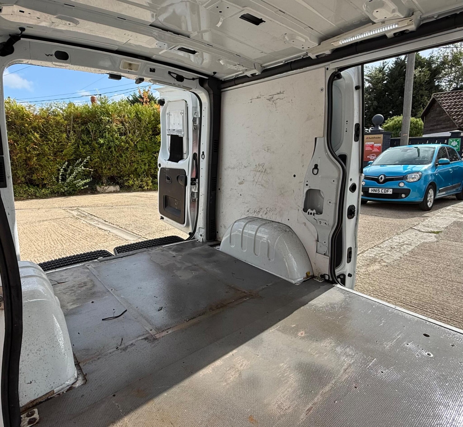 Used Vauxhall Vivaro for sale - 77023533: Photo 34