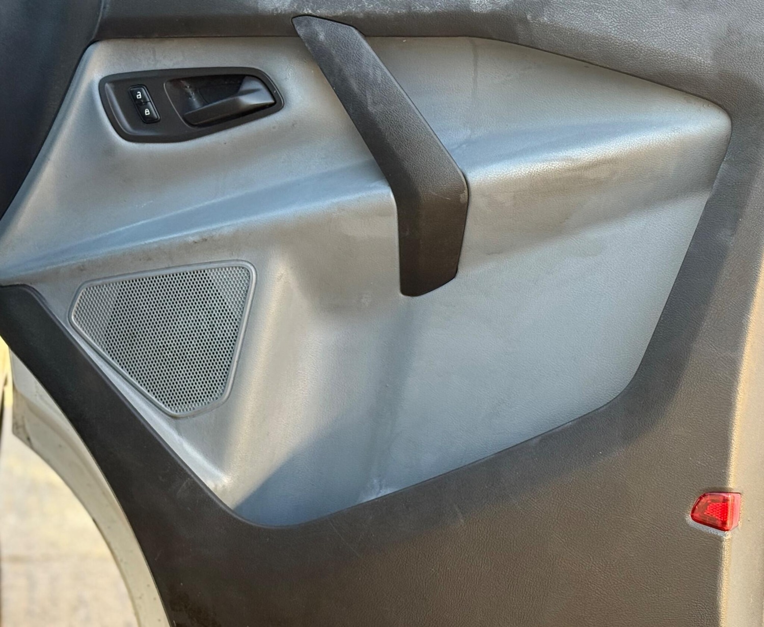 Used Ford Transit Custom 2018 for sale - 76611789: Photo 31