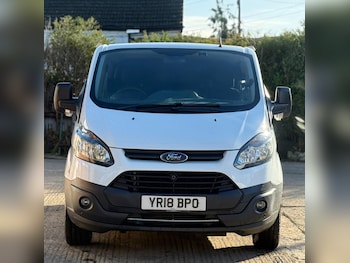 Used Ford Transit Custom 2018 for sale - 76611789: Photo