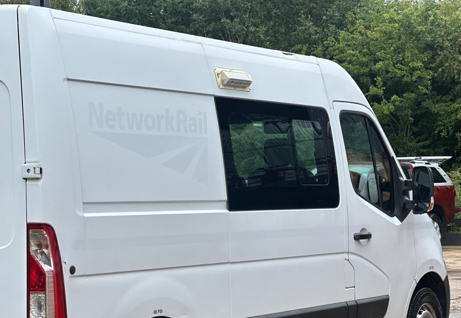 Vehicle 21