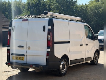 Used Vauxhall Vivaro 2016 for sale - 79187532: Photo