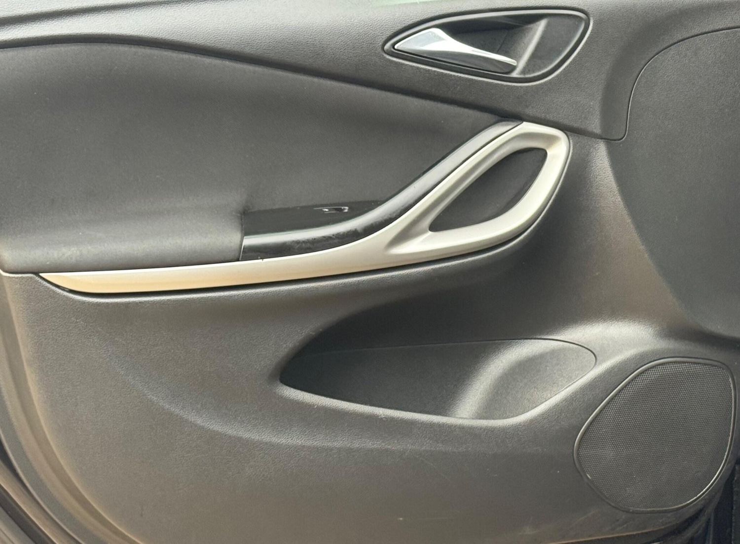 Used Vauxhall Astra 2017 for sale - 76346853: Photo 18