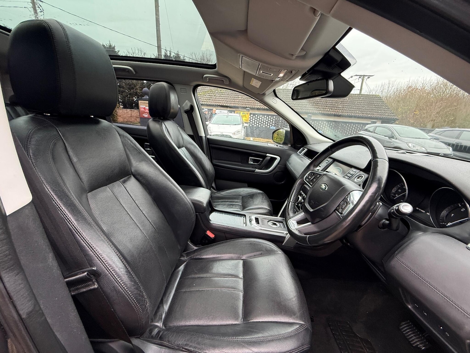 Used Land Rover Discovery Sport 2015 for sale - 76883920: Photo 14