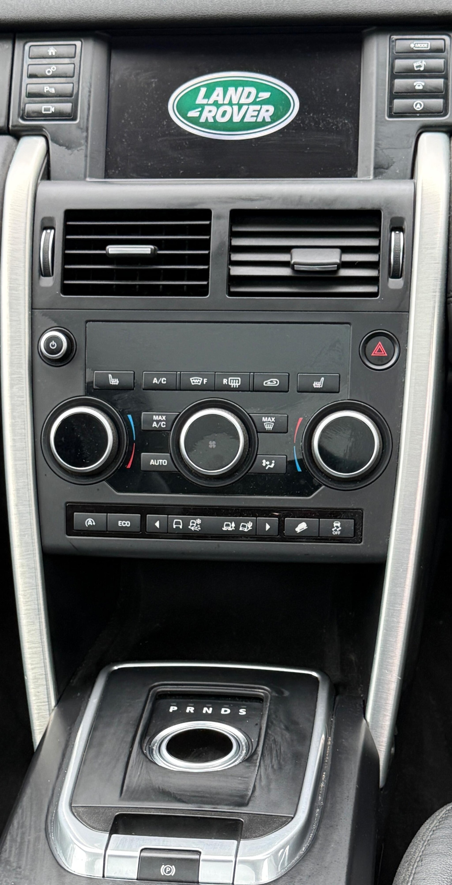 Used Land Rover Discovery Sport 2015 for sale - 76883920: Photo 19