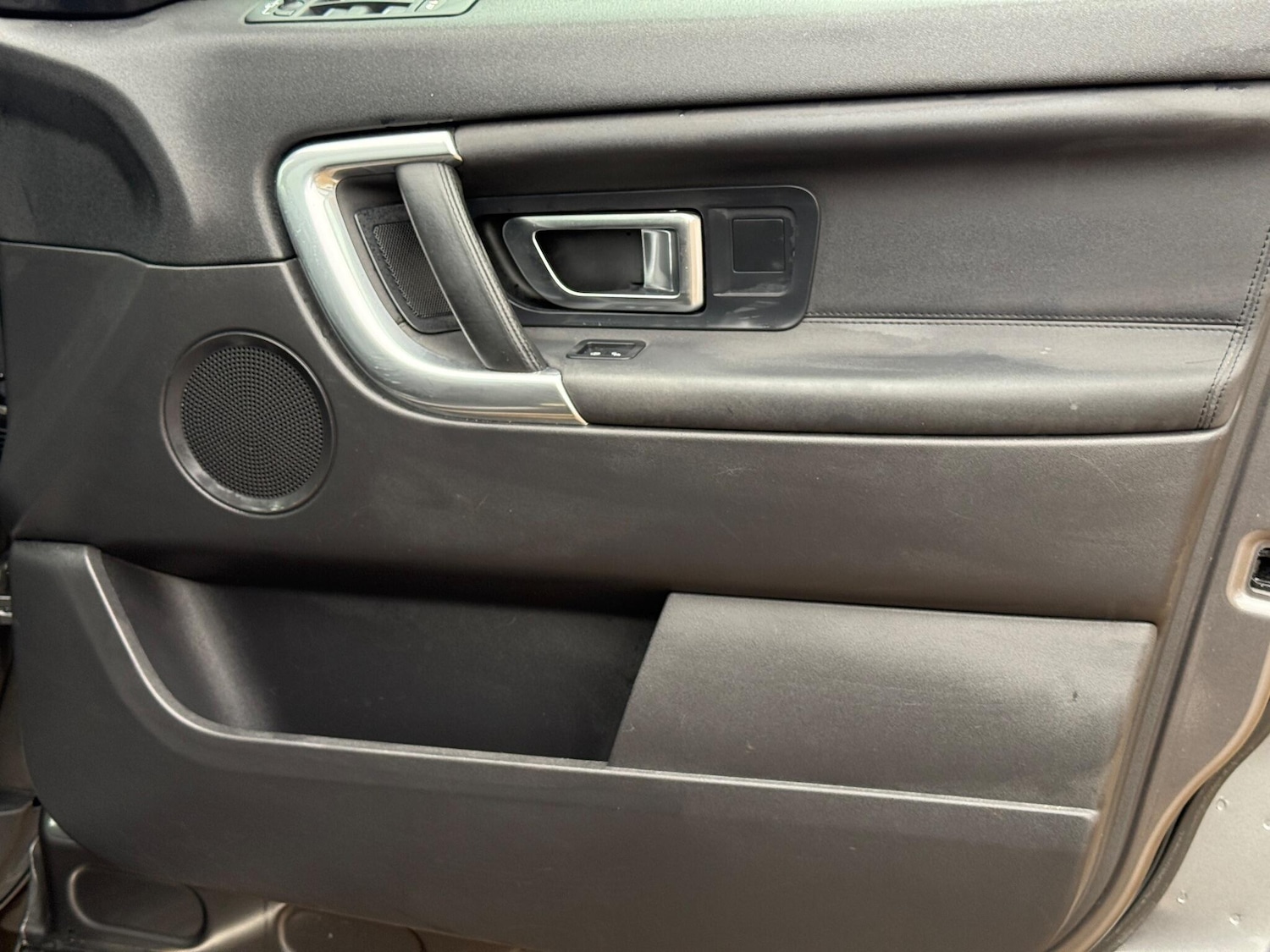 Used Land Rover Discovery Sport 2015 for sale - 76883920: Photo 35