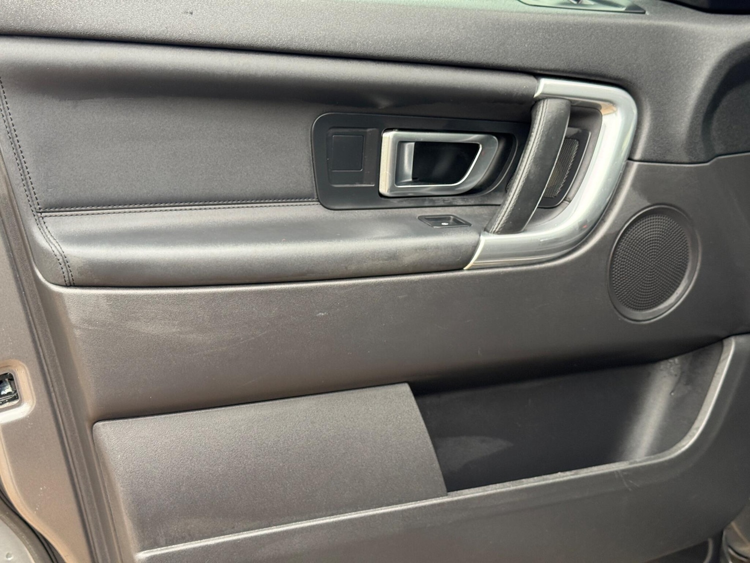 Used Land Rover Discovery Sport 2015 for sale - 76883920: Photo 38