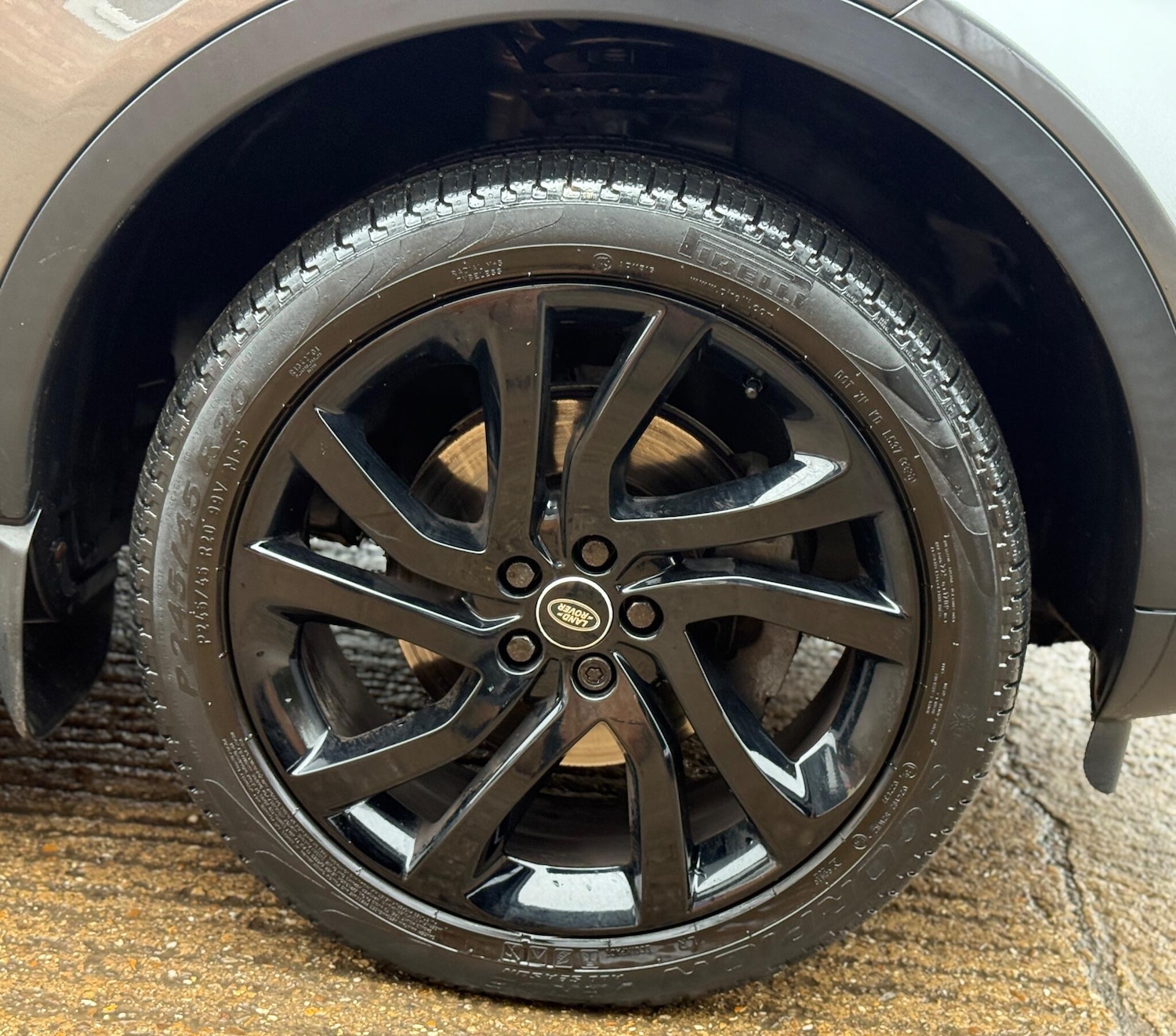 Used Land Rover Discovery Sport 2015 for sale - 76883920: Photo 45