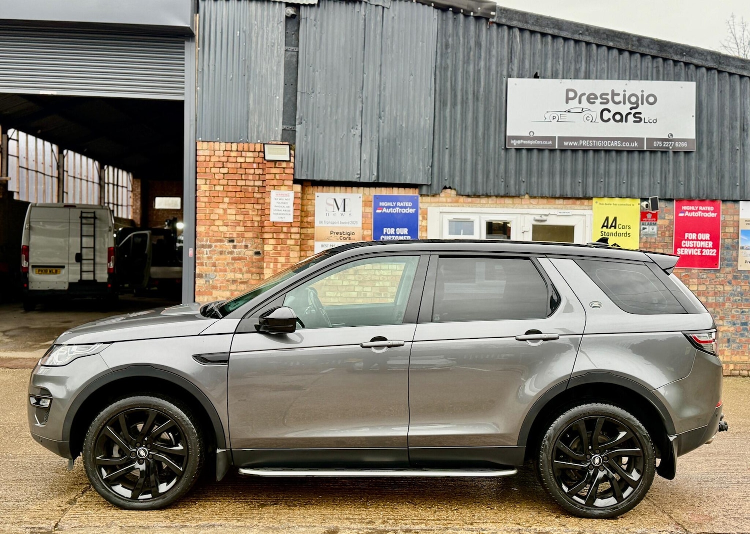 Used Land Rover Discovery Sport 2015 for sale - 76883920: Photo 7