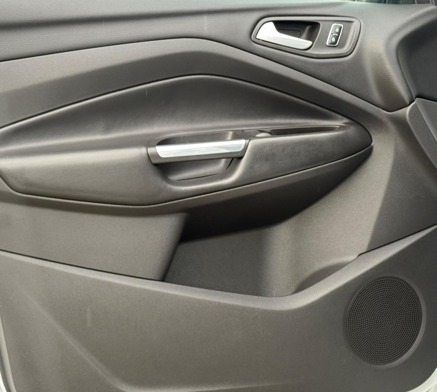 Used Ford Kuga 2015 for sale - 76557776: Photo 18