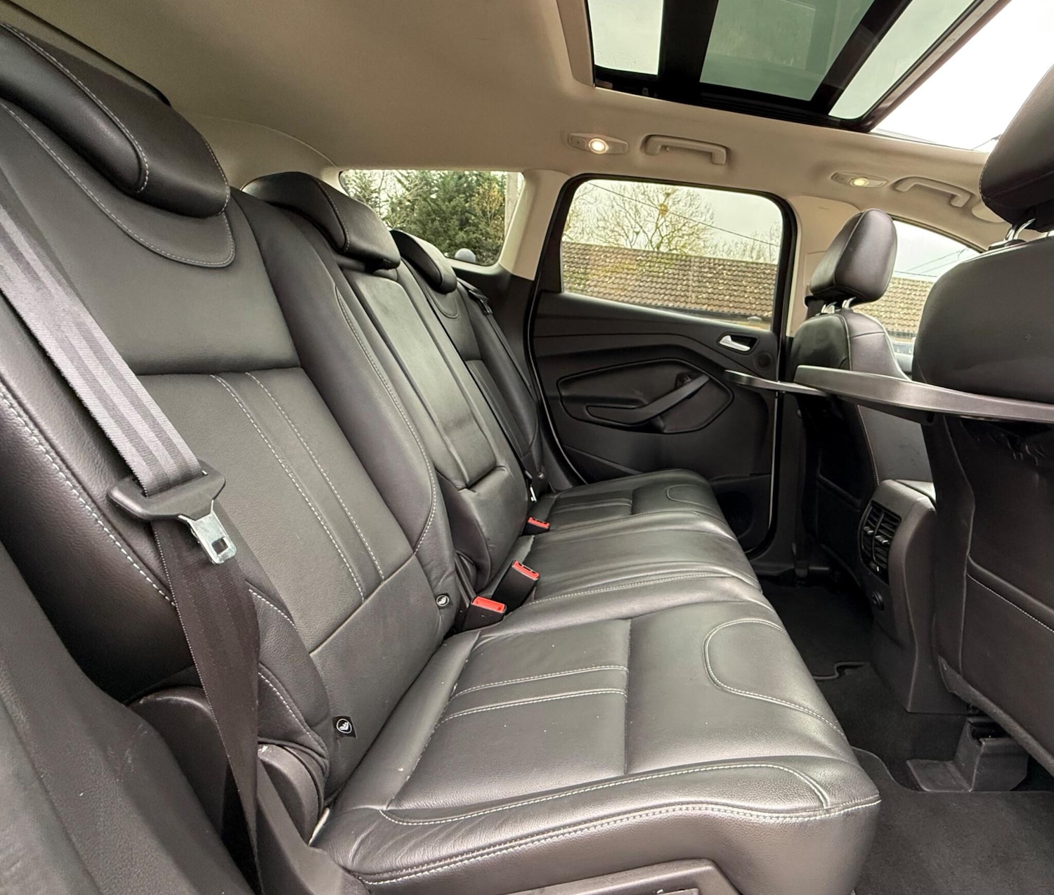 Used Ford Kuga 2015 for sale - 76557776: Photo 23