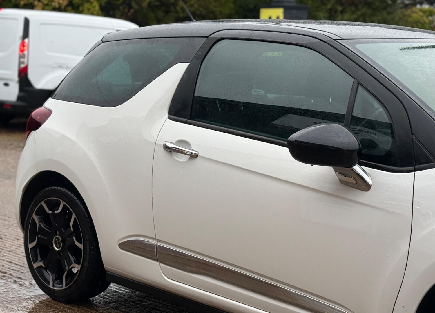 Used Citroen DS3 2014 for sale - 77336891: Photo 21