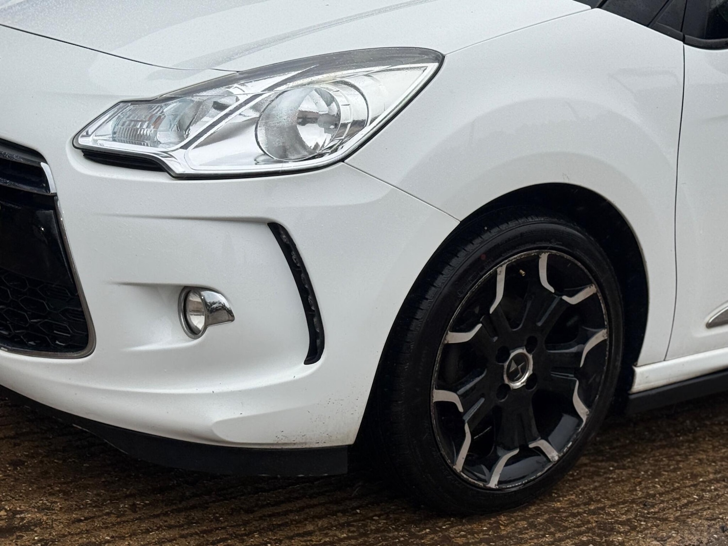 Used Citroen DS3 2014 for sale - 77336891: Photo 23