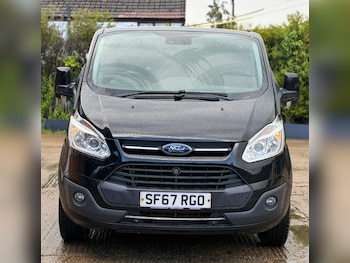 Used Ford Tourneo Custom 2018 for sale - 78847272: Photo