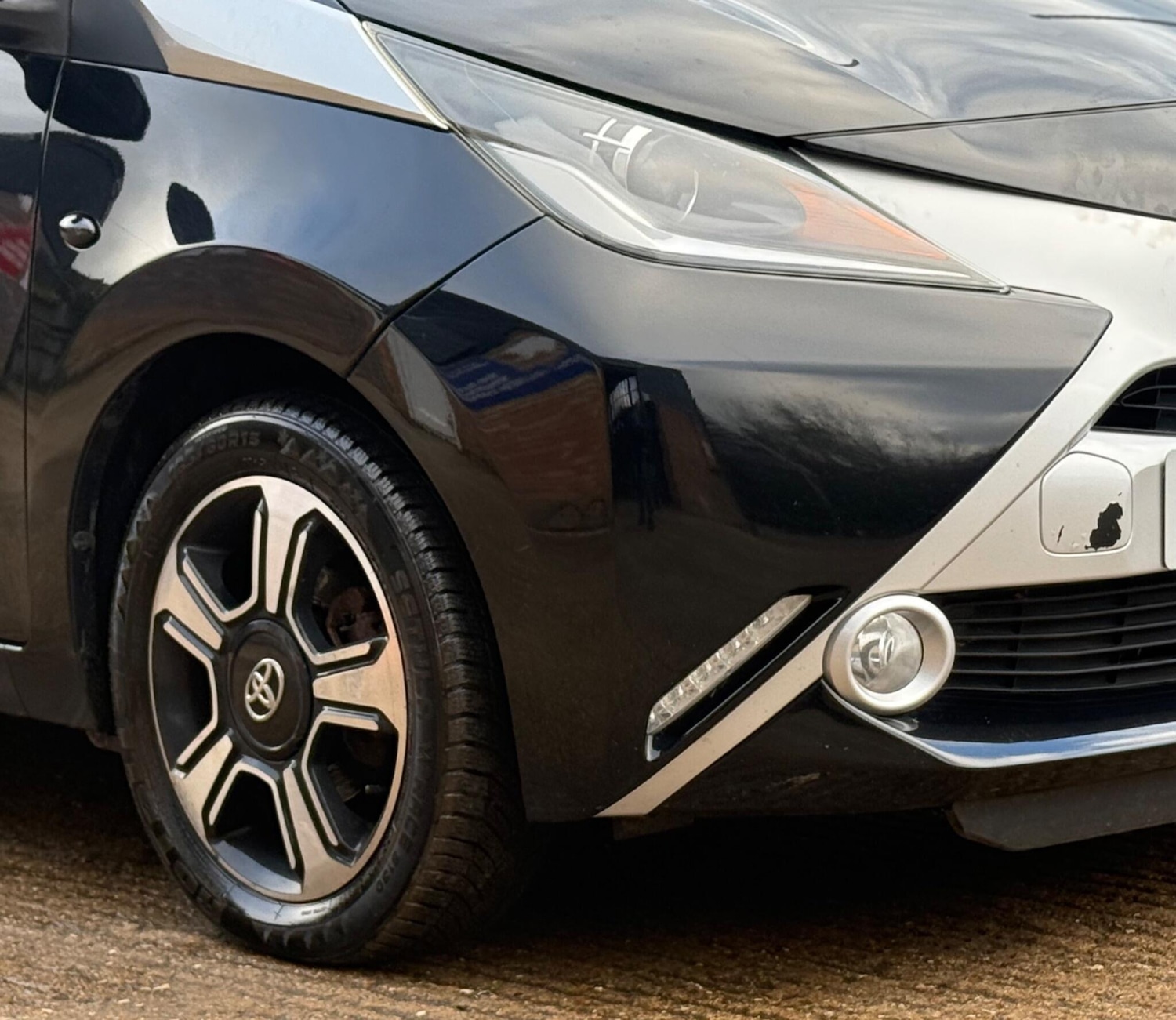 Used Toyota AYGO 2014 for sale - 76697843: Photo 24