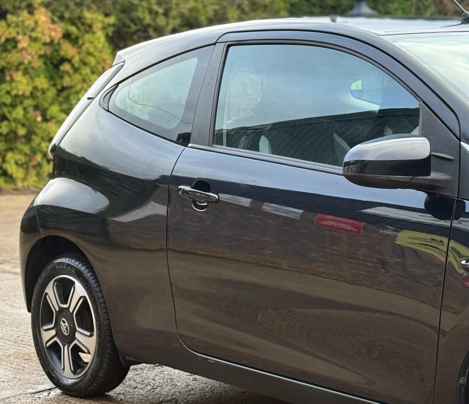 Used Toyota AYGO 2014 for sale - 76697843: Photo 25