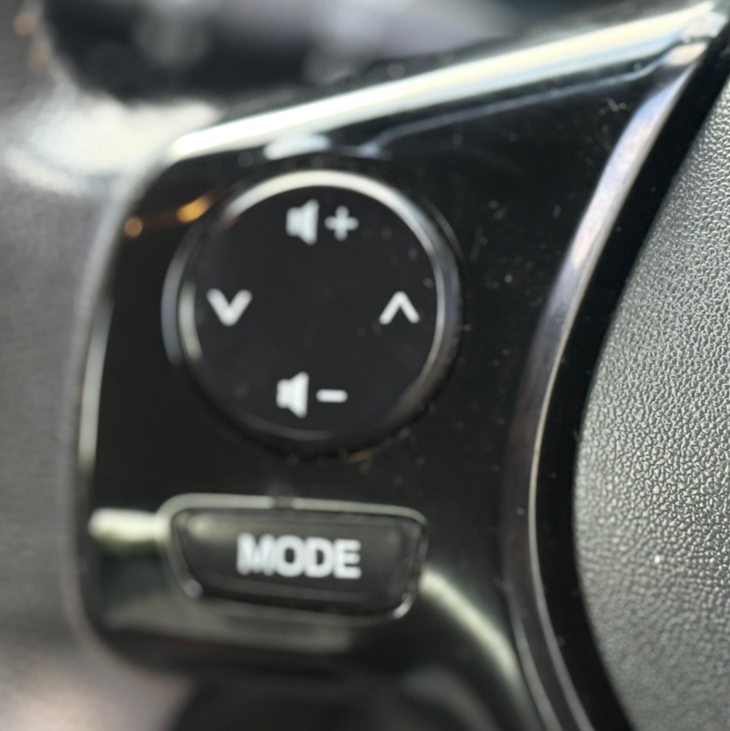 Used Toyota AYGO 2014 for sale - 76697843: Photo 38