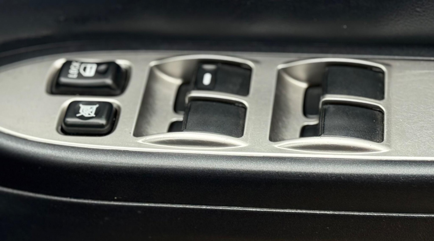 Used Mitsubishi Shogun 2008 for sale - 77084140: Photo 43