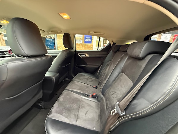 Used Lexus CT 2019 for sale - 76305339: Photo 16