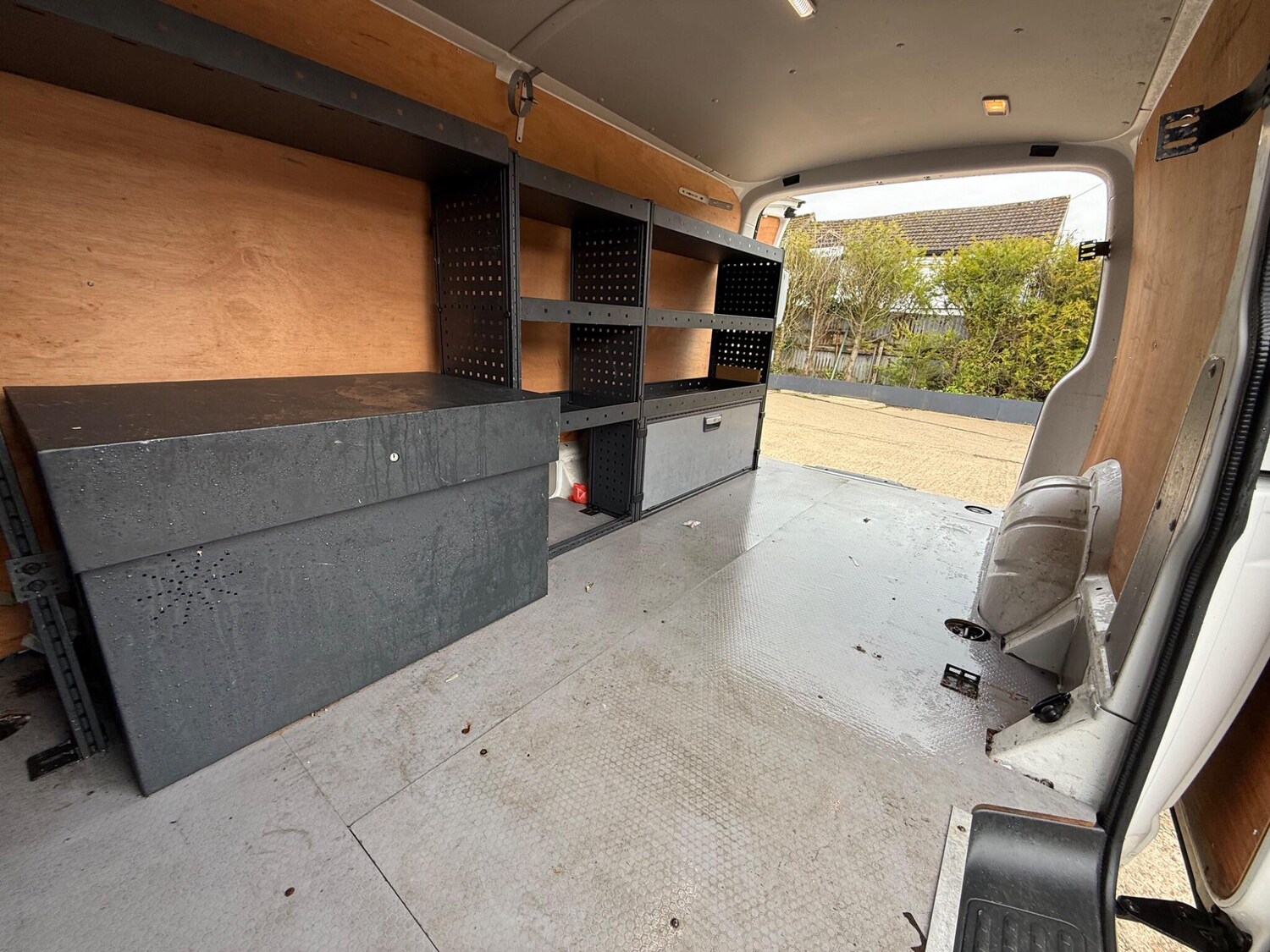 Used Volkswagen Transporter 2018 for sale - 77904295: Photo 15