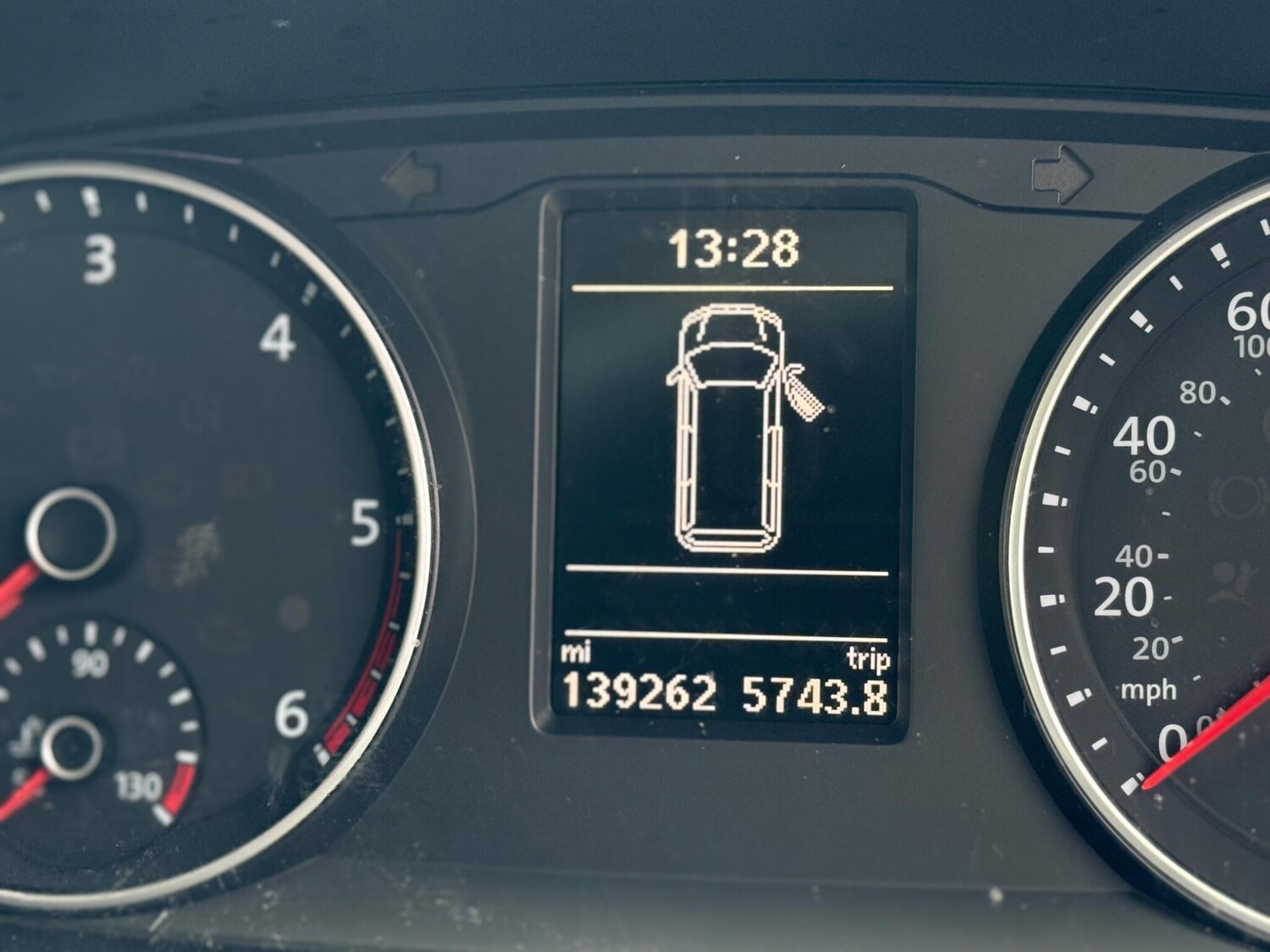 Used Volkswagen Transporter 2018 for sale - 77904295: Photo 18