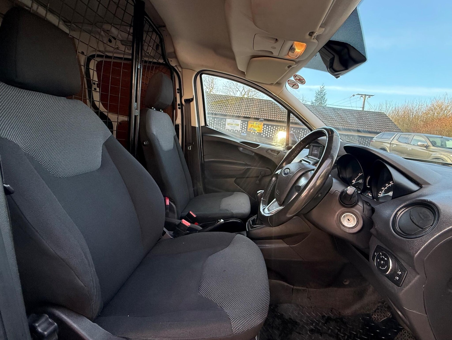 Used Ford Transit Courier 2020 for sale - 77128691: Photo 17