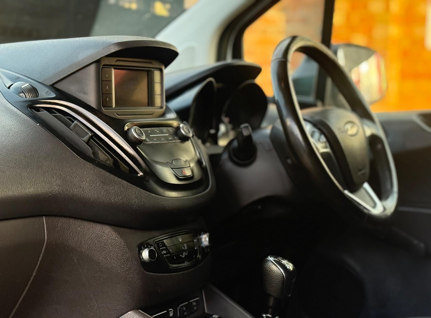 Used Ford Transit Courier 2020 for sale - 77128691: Photo 19