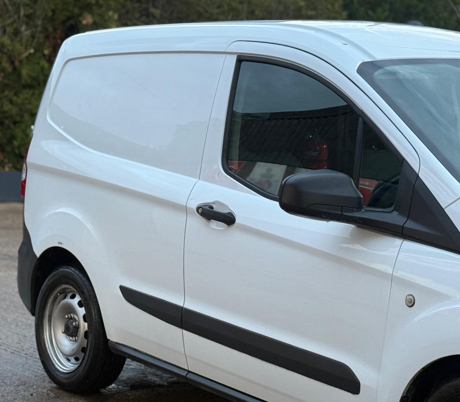 Used Ford Transit Courier 2020 for sale - 77128691: Photo 24