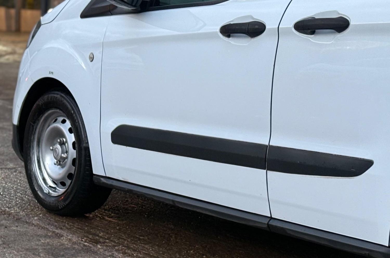 Used Ford Transit Courier 2020 for sale - 77128691: Photo 31