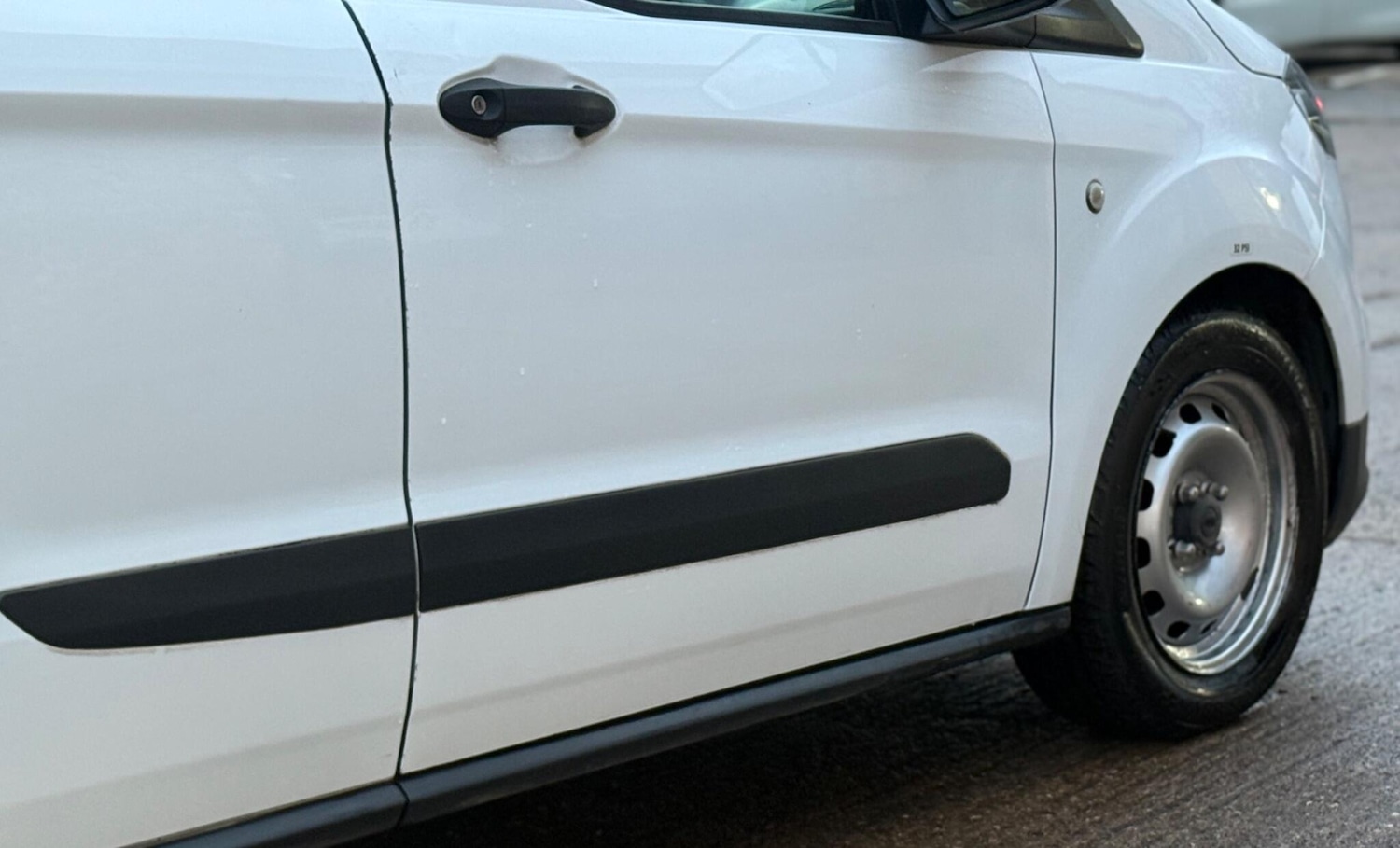 Used Ford Transit Courier 2020 for sale - 77128691: Photo 34