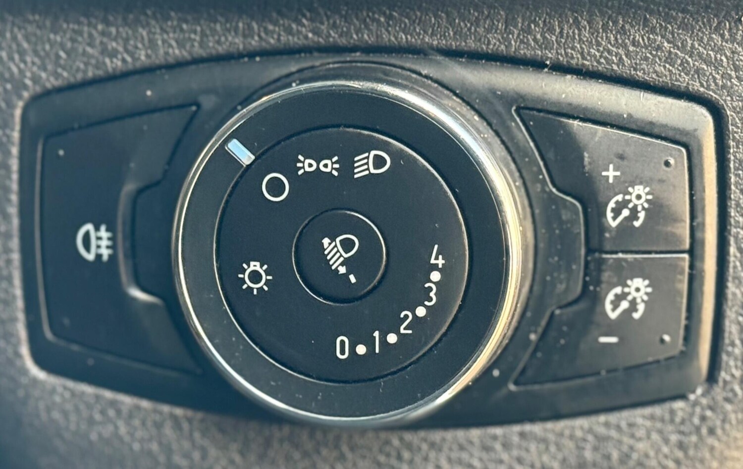 Used Ford Transit Courier 2020 for sale - 77128691: Photo 37