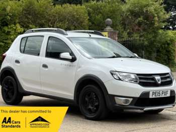 2015 (15) - 0.9 TCe Ambiance Euro 5 5dr