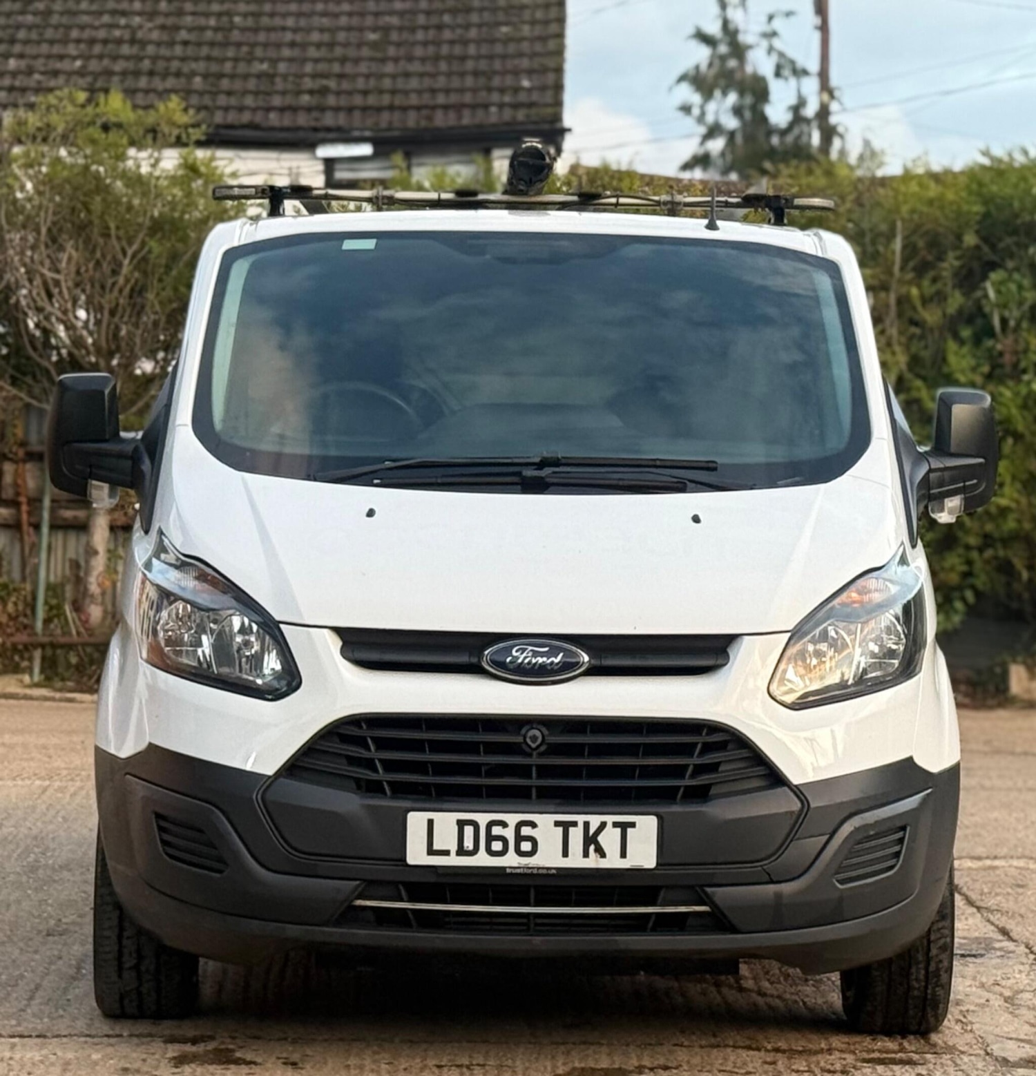 Used Ford Transit Custom 2016 for sale - 76453665: Photo 1