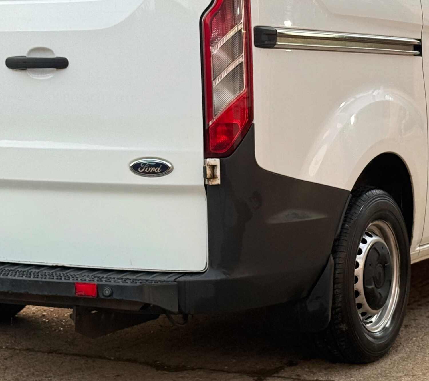 Used Ford Transit Custom 2016 for sale - 76453665: Photo 33