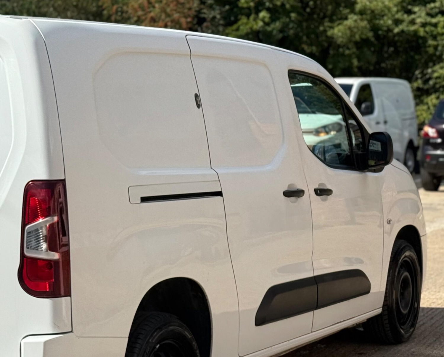 Vehicle 33