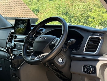 Used Ford Tourneo Custom 2019 for sale - 79458490: Photo