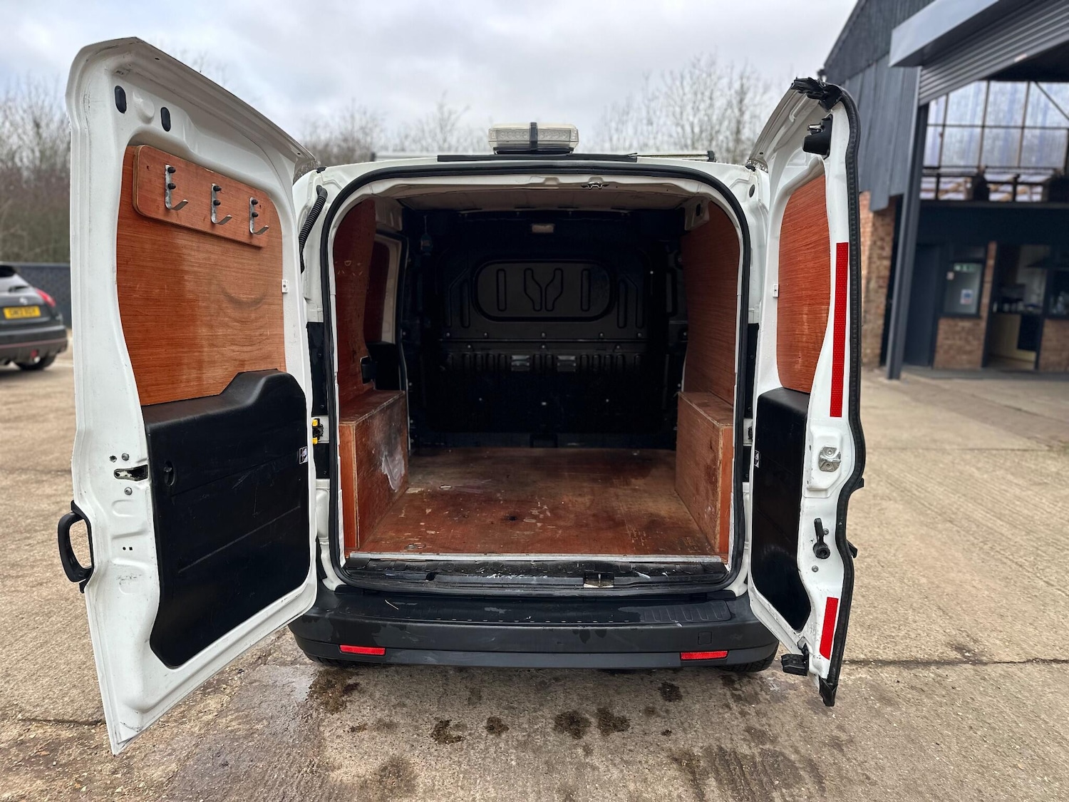 Used Vauxhall Combo 2013 for sale - 77056254: Photo 17