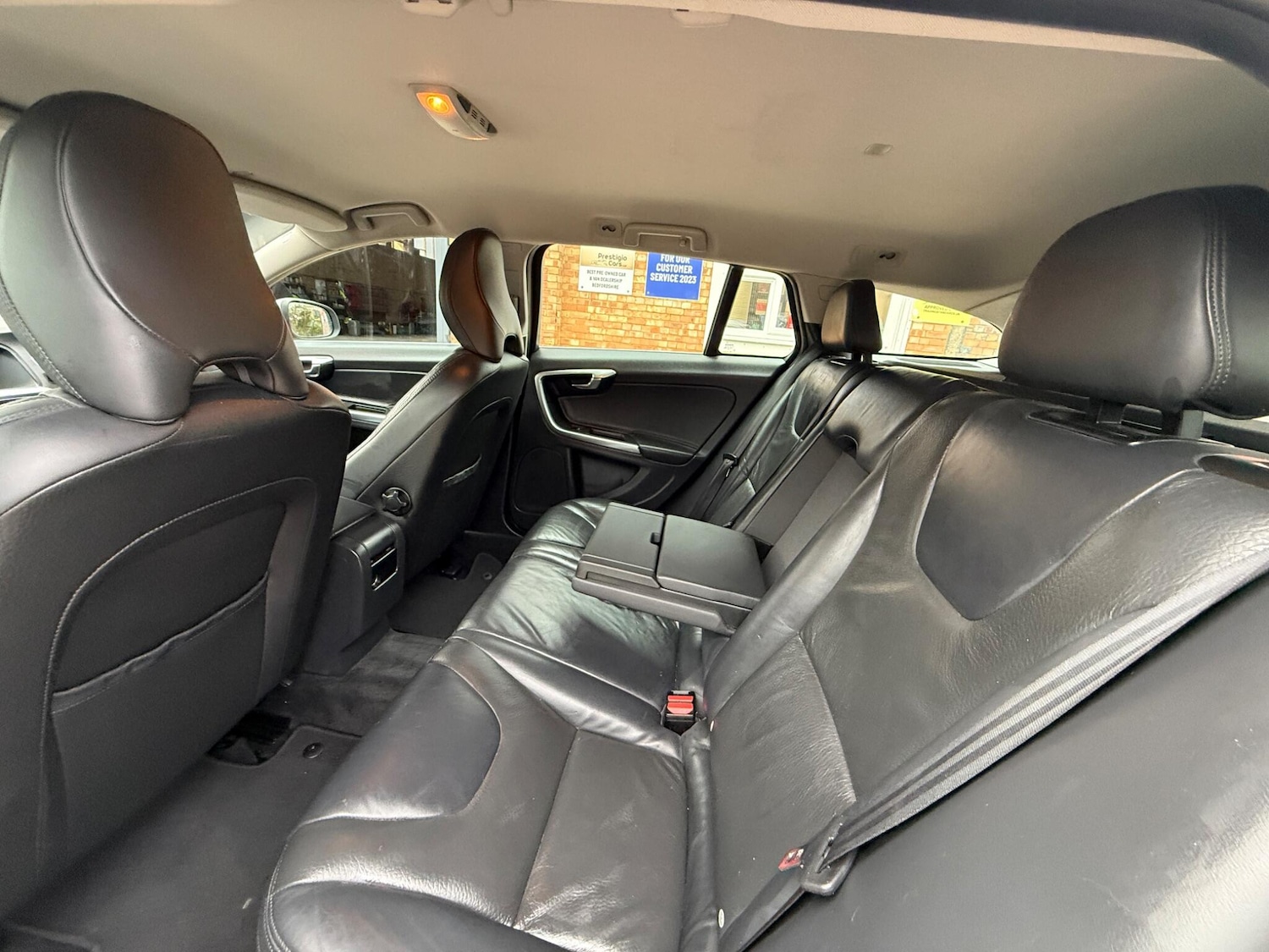 Used Volvo V60 2012 for sale - 77775297: Photo 16