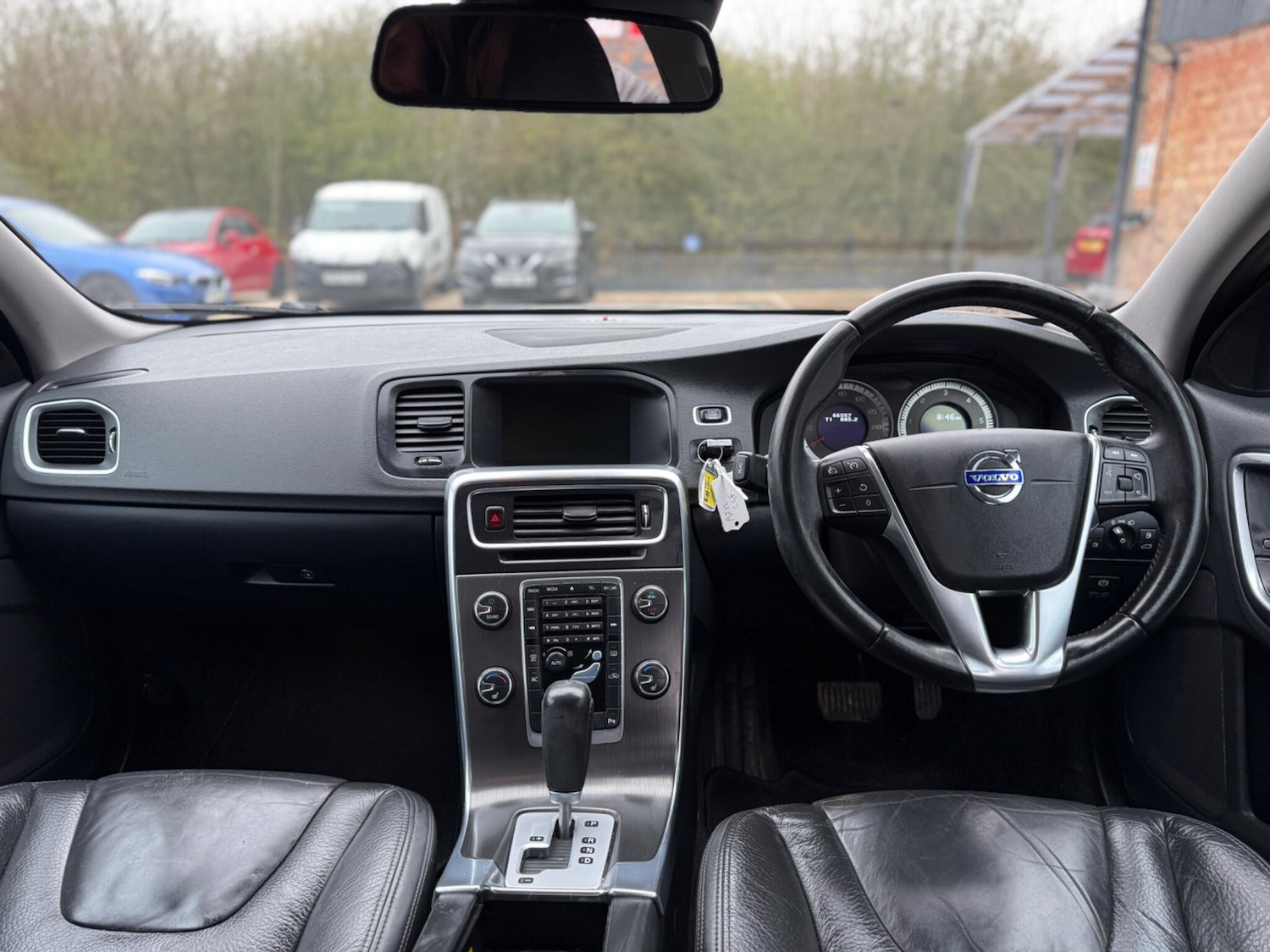 Used Volvo V60 2012 for sale - 77775297: Photo 18