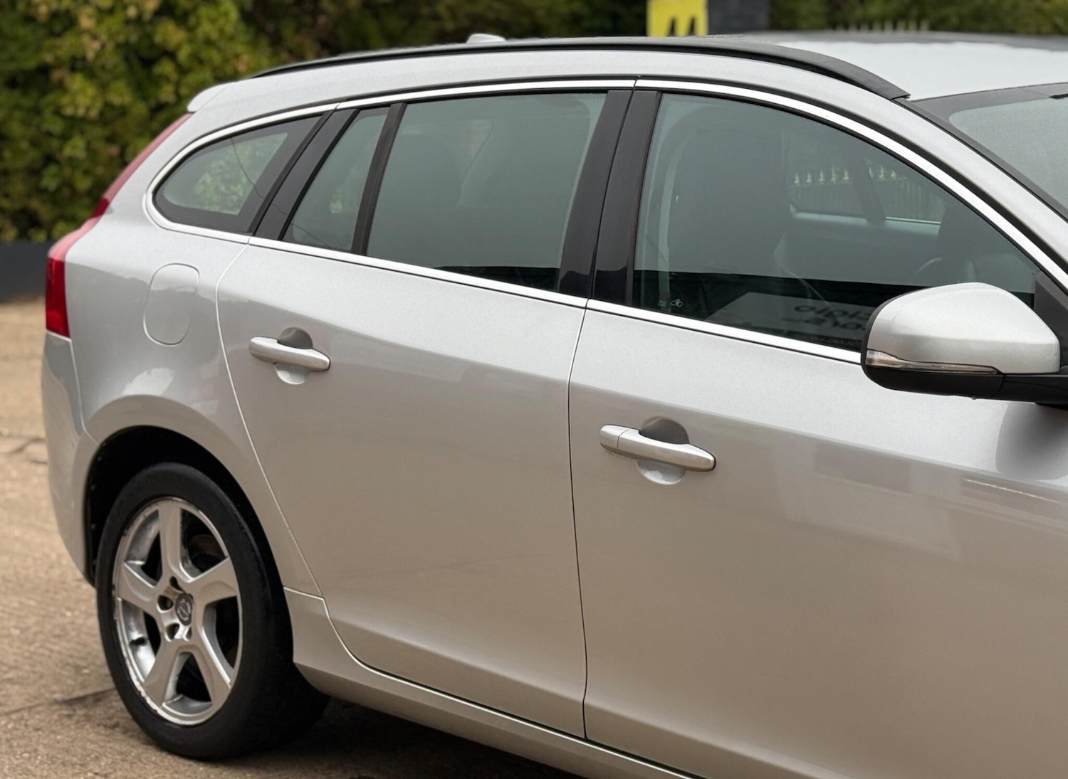 Used Volvo V60 2012 for sale - 77775297: Photo 22
