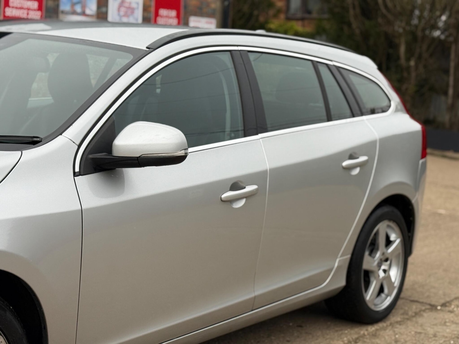 Used Volvo V60 2012 for sale - 77775297: Photo 25