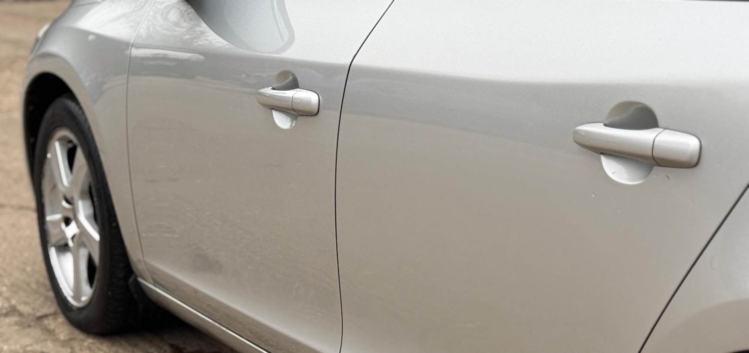 Used Volvo V60 2012 for sale - 77775297: Photo 29