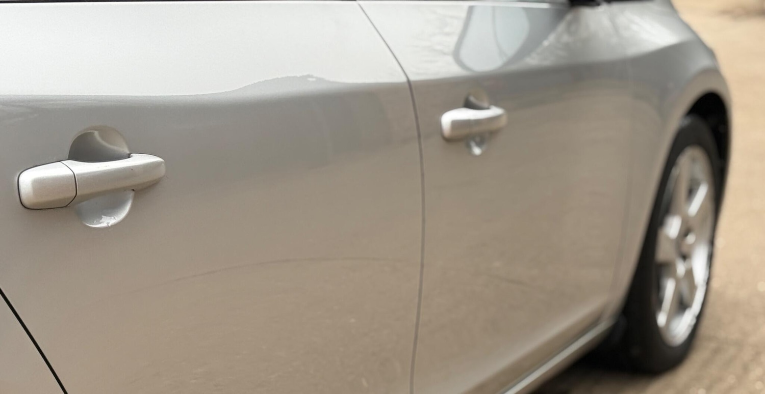 Used Volvo V60 2012 for sale - 77775297: Photo 32