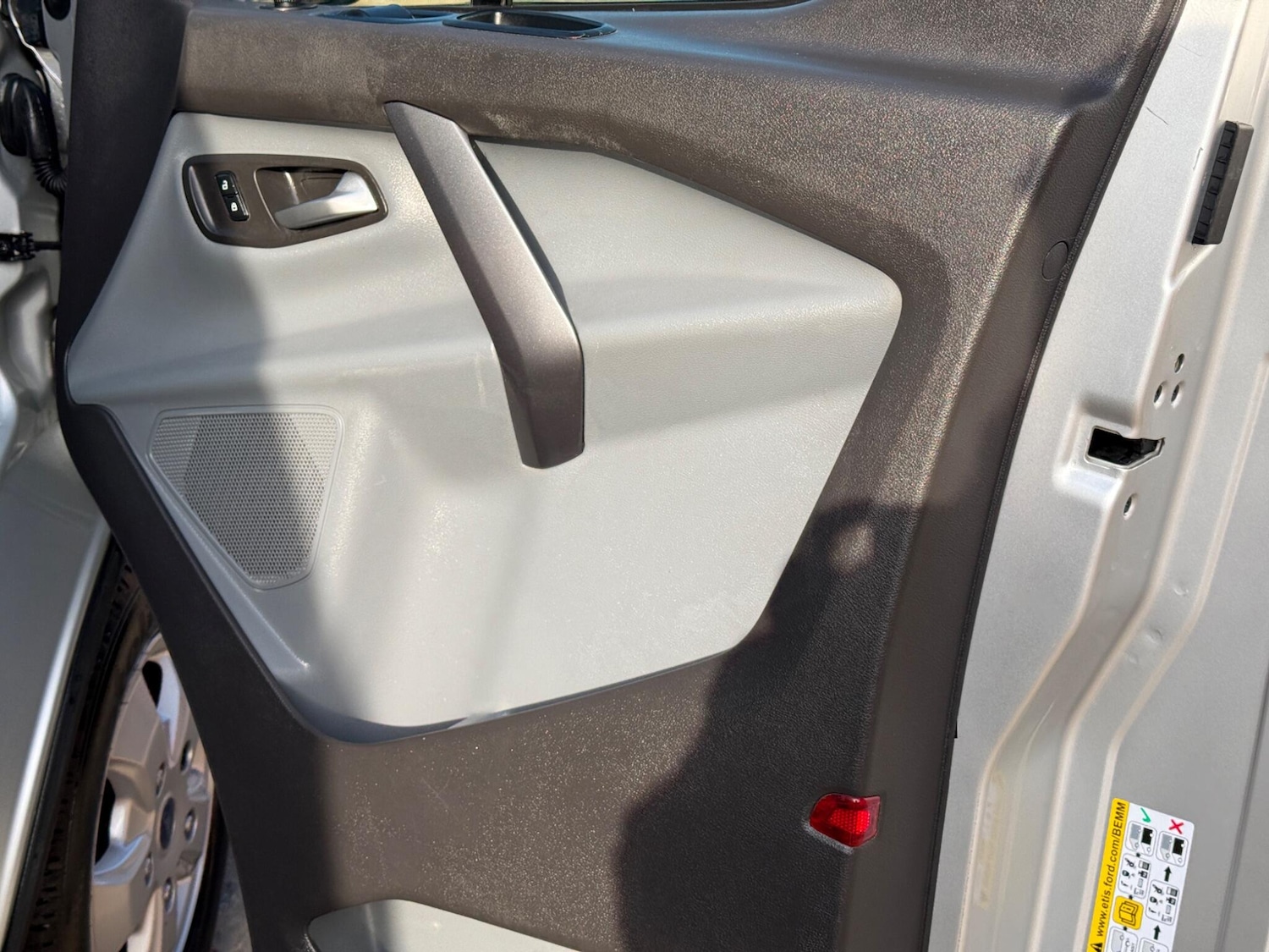 Used Ford Transit Custom 2017 for sale - 77730041: Photo 25