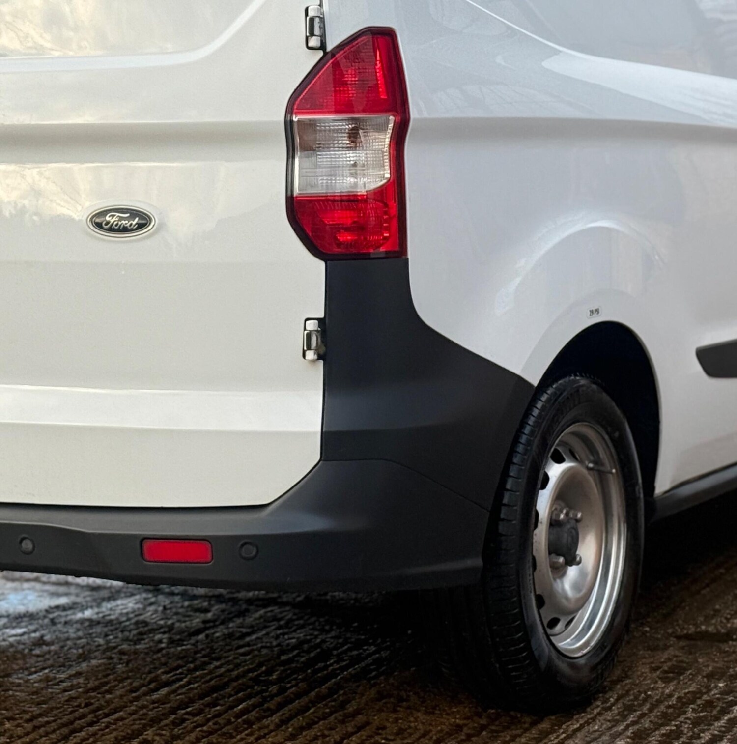 Used Ford Transit Courier 2020 for sale - 77355193: Photo 33