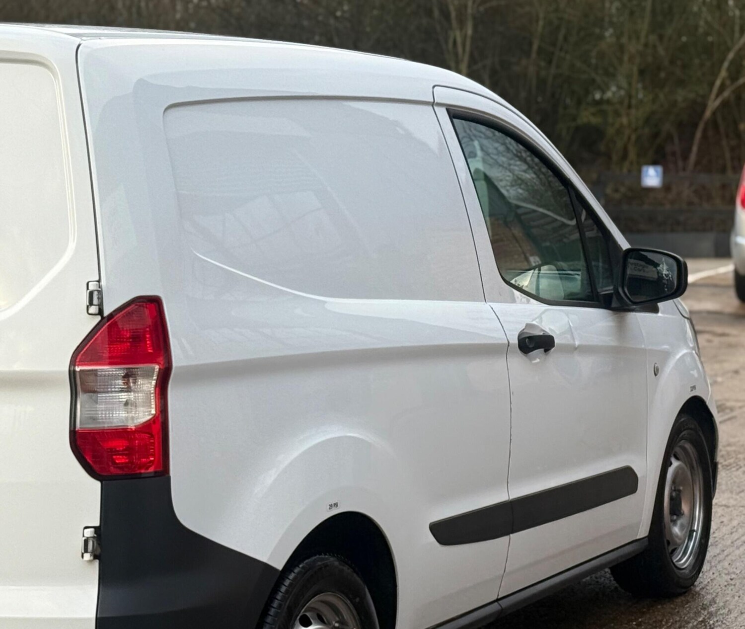 Used Ford Transit Courier 2020 for sale - 77355193: Photo 34