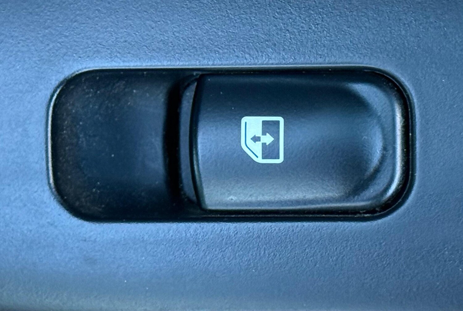 Used Hyundai i20 2009 for sale - 78213334: Photo 44