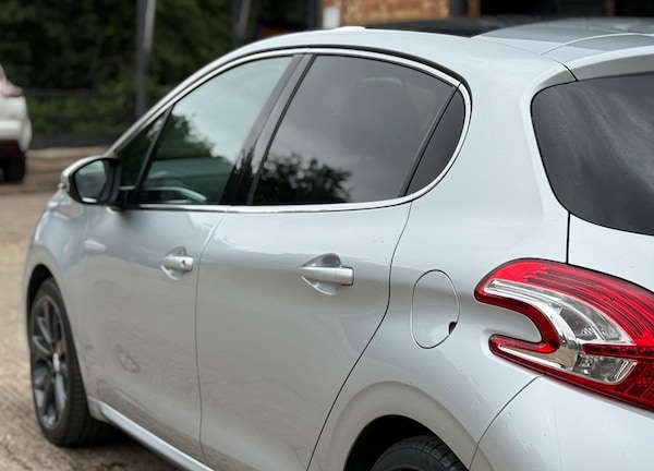 Used Peugeot 208 2012 for sale - 75244721: Photo 26